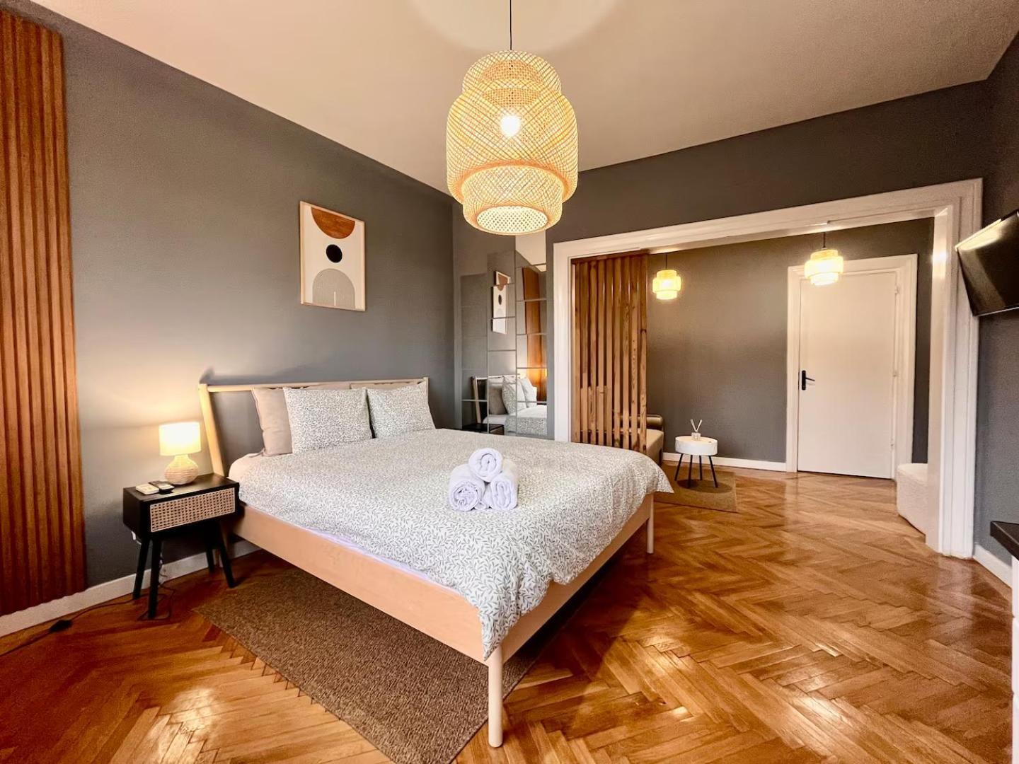 Woodie Studio With Premium Comfort By Piata Unirii Бухарест Екстер'єр фото