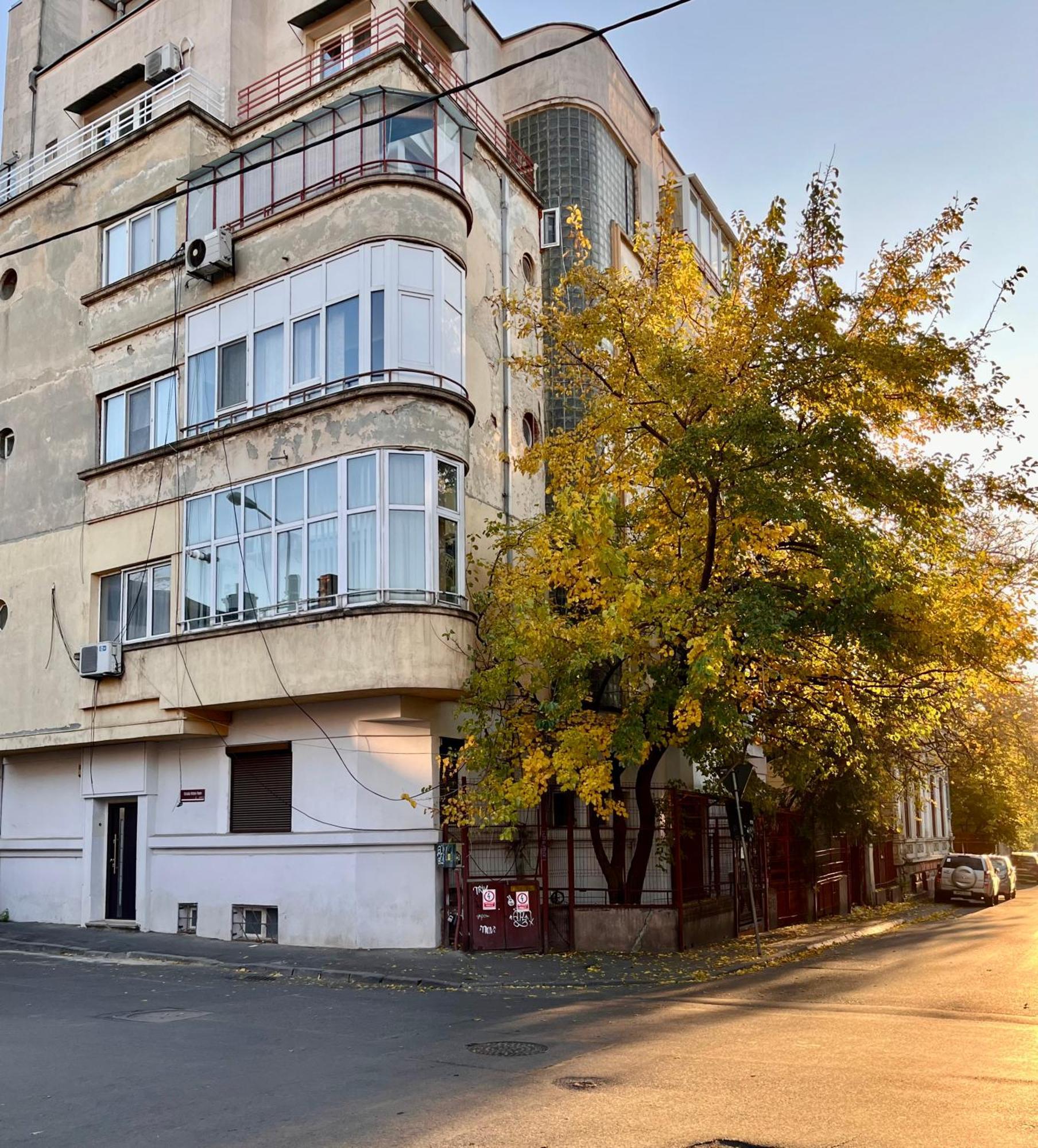 Woodie Studio With Premium Comfort By Piata Unirii Бухарест Екстер'єр фото
